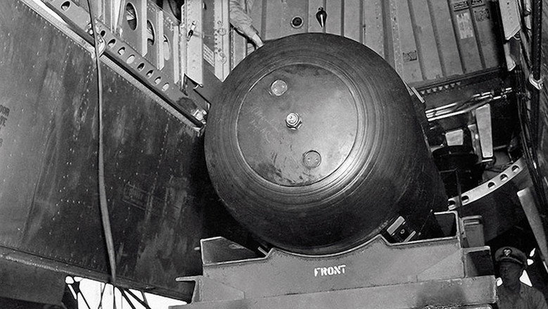 кадр из фильма Hiroshima: Minute by Minute