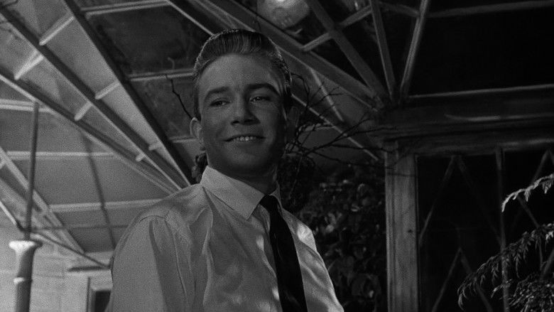 кадр из фильма Night Must Fall