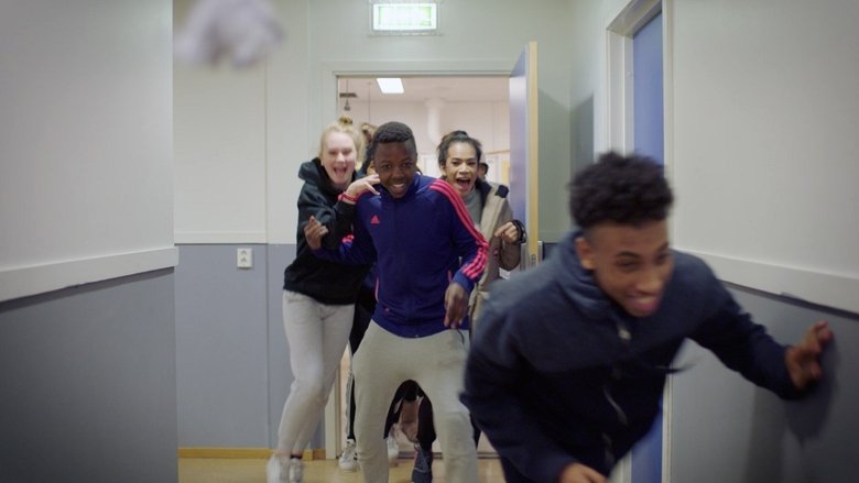 кадр из фильма Alle utlendinger har lukka gardiner