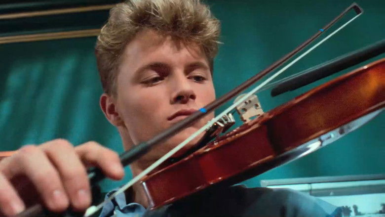 кадр из фильма Два злобных глаза