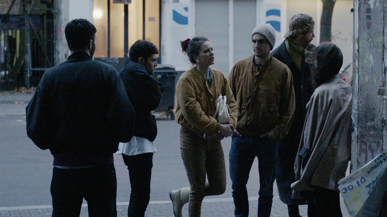 кадр из фильма Тридцать