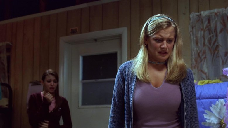 кадр из фильма Возвращение в спящий лагерь