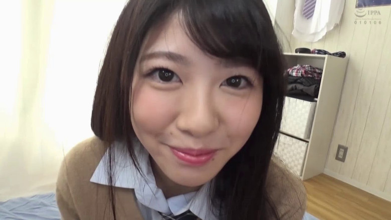 кадр из фильма 可愛くて甘え上手な妹と 中出しワンルーム性活 有坂深雪