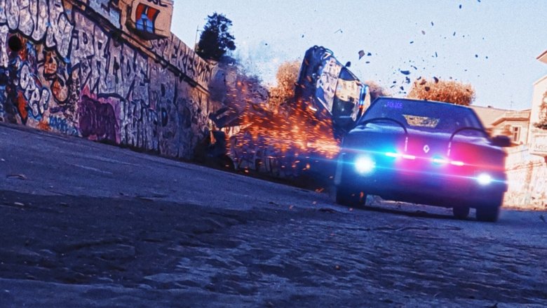 кадр из фильма Шальная пуля 2