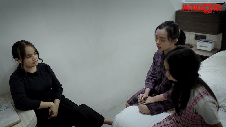 кадр из фильма Pulanglah... Aku Tak Bisa Sendiri