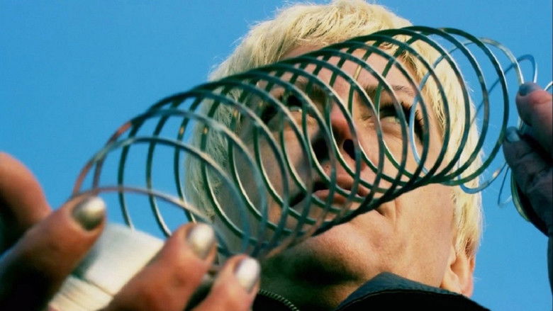 кадр из фильма Не с нами