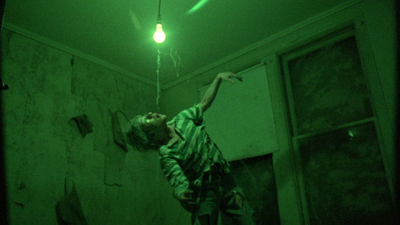 кадр из фильма Screams of a Winter Night