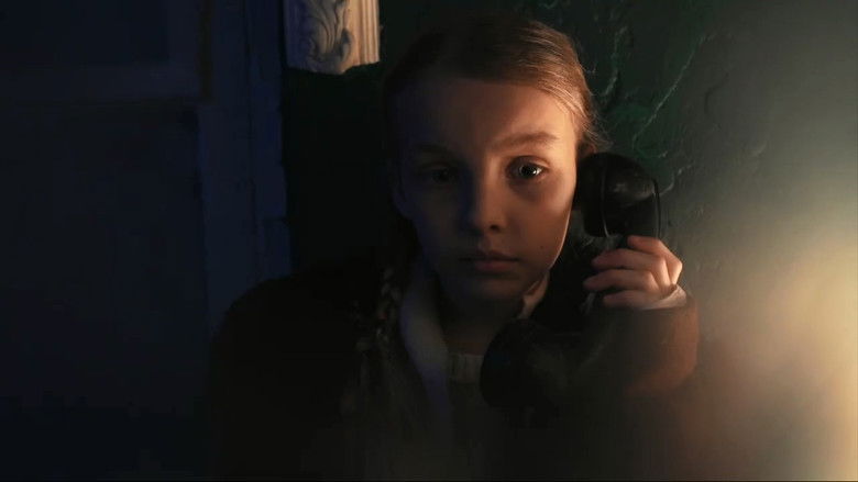 кадр из фильма Можна, будь ласка, Ніну?