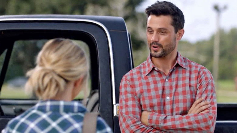 кадр из фильма Hometown Christmas