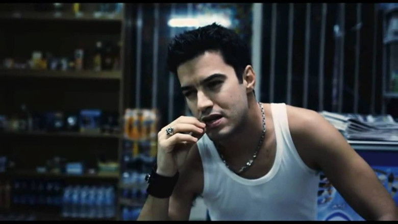 кадр из фильма Зло 2: Во времена героев