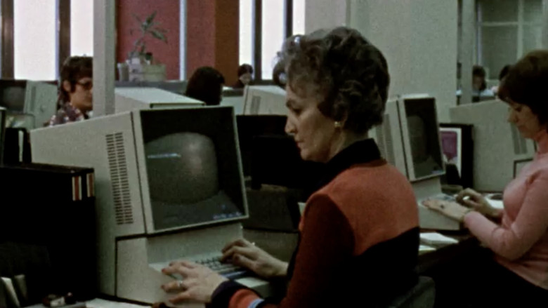 кадр из фильма Les Filles du Roy