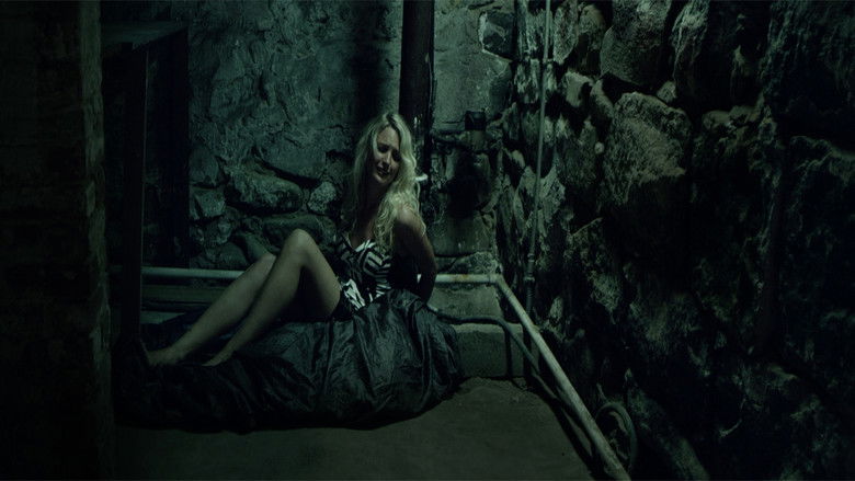 кадр из фильма Любым способом