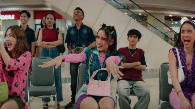 кадр из фильма Check Out Sekarang, Pay Later (Caper)