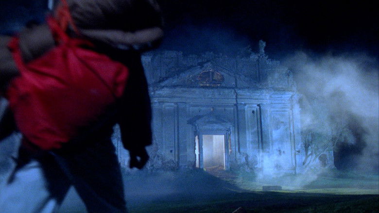 кадр из фильма Una notte al cimitero