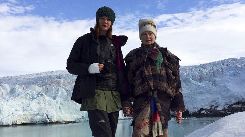 кадр из фильма Вествуд: Панк, икона, активист