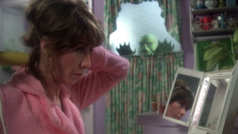 кадр из фильма The Incredible Shrinking Woman