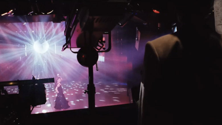 кадр из фильма 不倫