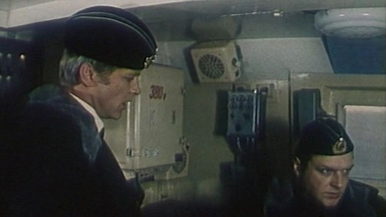 кадр из фильма Право на выстрел