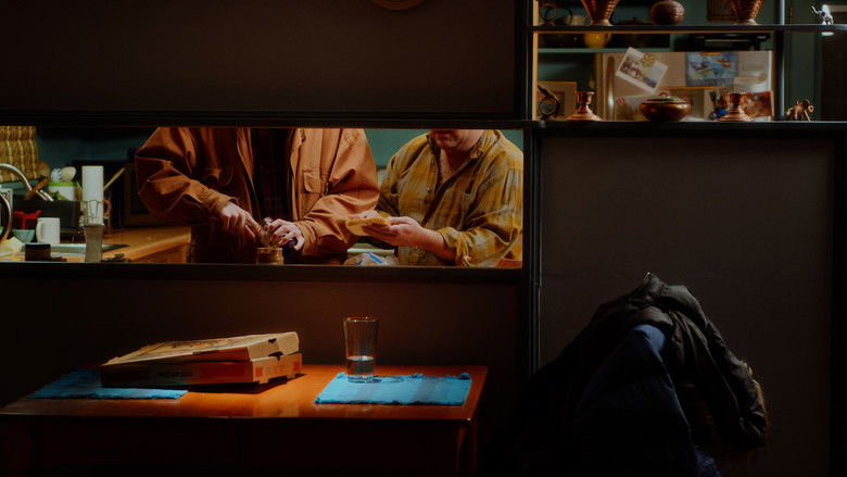 кадр из фильма Nice People