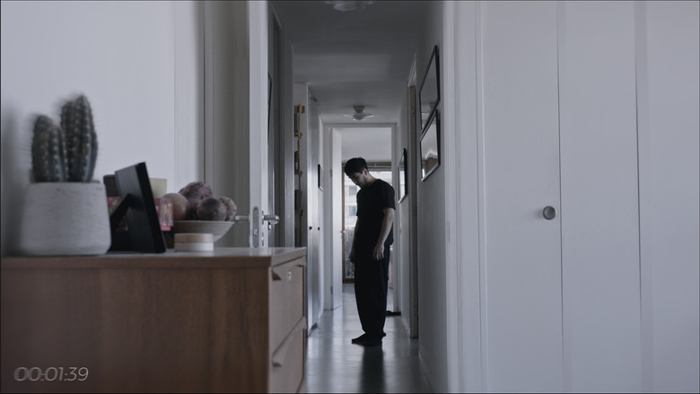 кадр из фильма USER