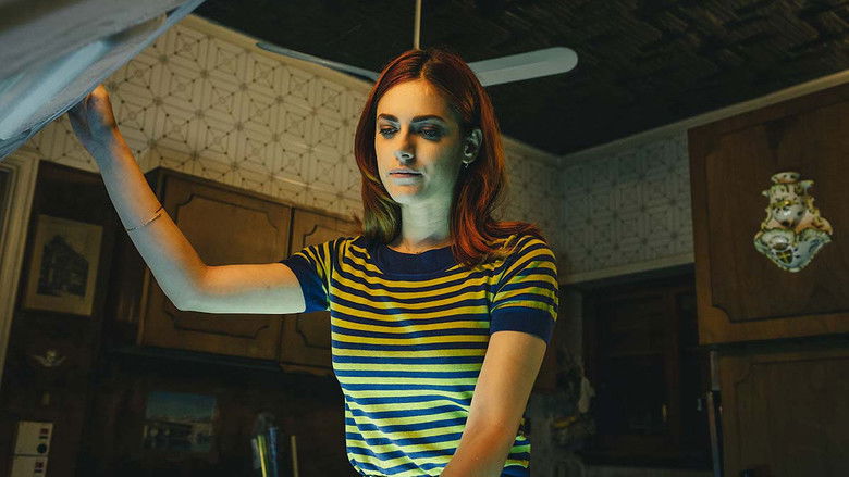 кадр из фильма Спрячь бабушку в холодильнике