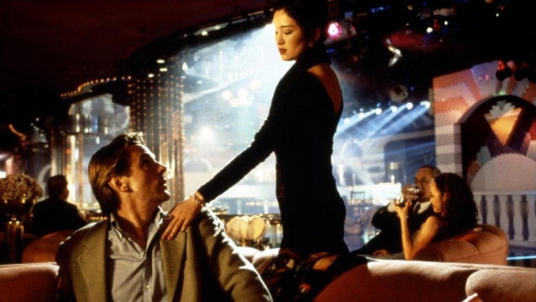 кадр из фильма Китайская шкатулка