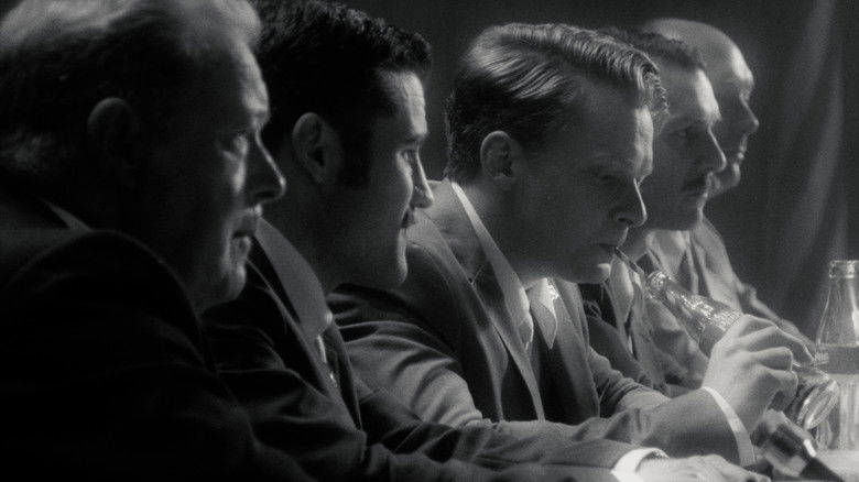 кадр из фильма Splashback