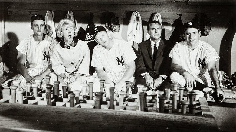 кадр из фильма Этот мех норки