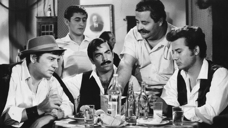 кадр из фильма Gecelerin Kralı