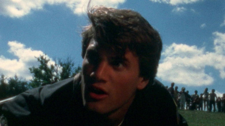 кадр из фильма Мертвец по соседству