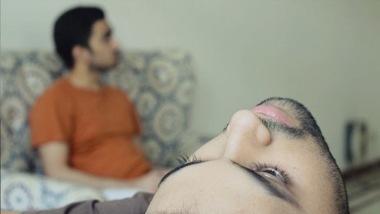 кадр из фильма 2bhk