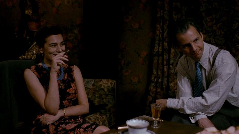 кадр из фильма ДАУ. Три дня