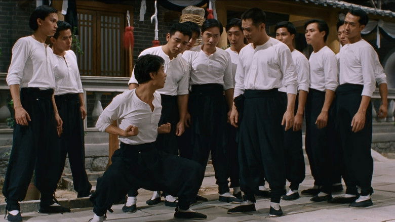 кадр из фильма Кулак легенды