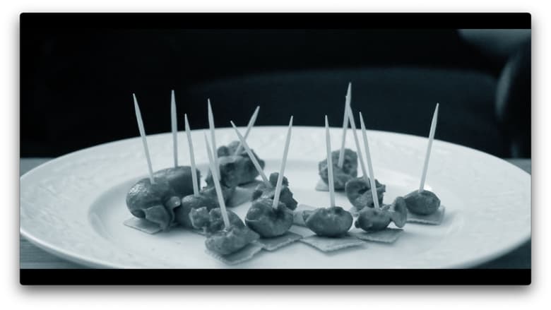 кадр из фильма It's a Halloween Miracle!