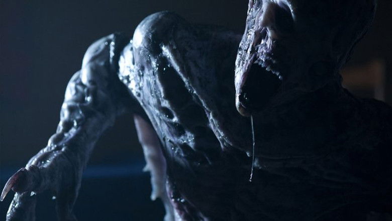 кадр из фильма Под кроватью