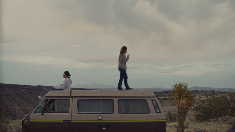 кадр из фильма Короткая история про длинный путь