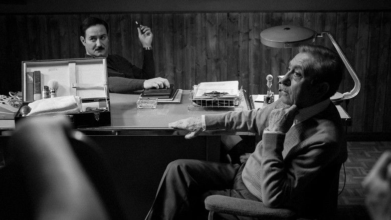 кадр из фильма Крах: начало