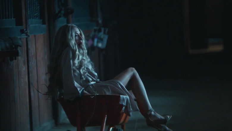 кадр из фильма Корпорат