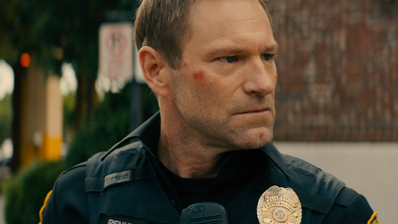 кадр из фильма По долгу службы