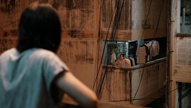 кадр из фильма แฟลตเกิร์ล ชั้นห่างระหว่าง เ ร า