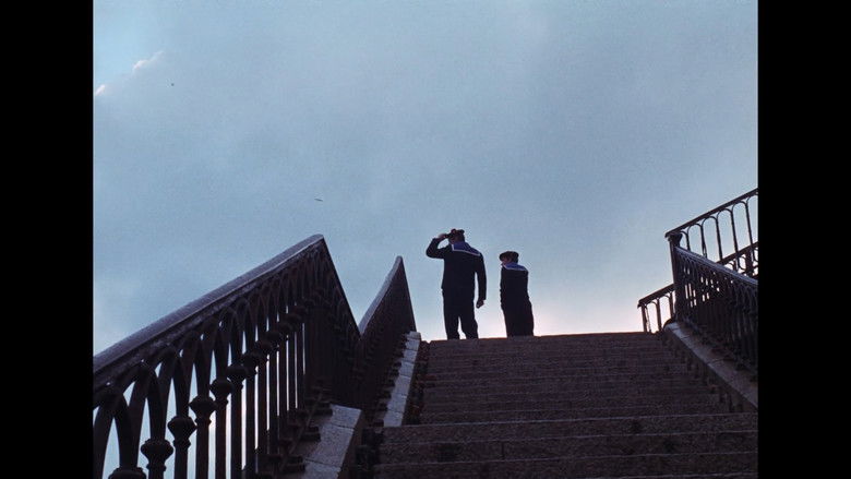 кадр из фильма Любовь у моря