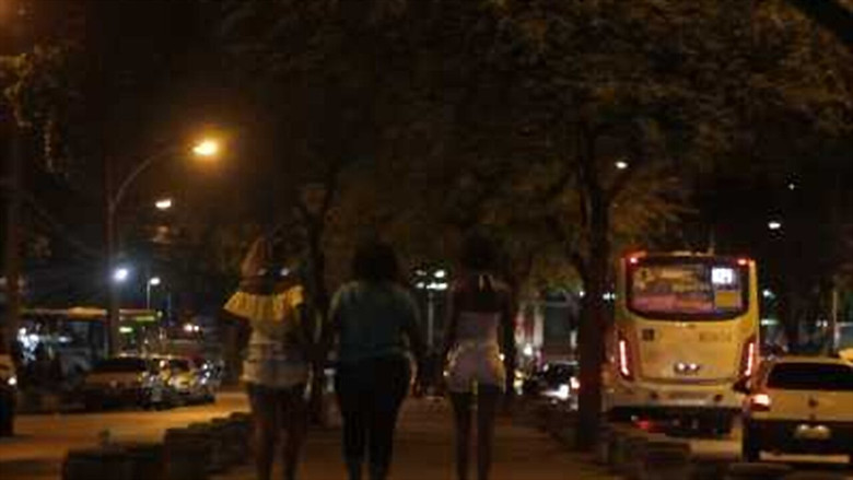 кадр из фильма Esperando o Sábado