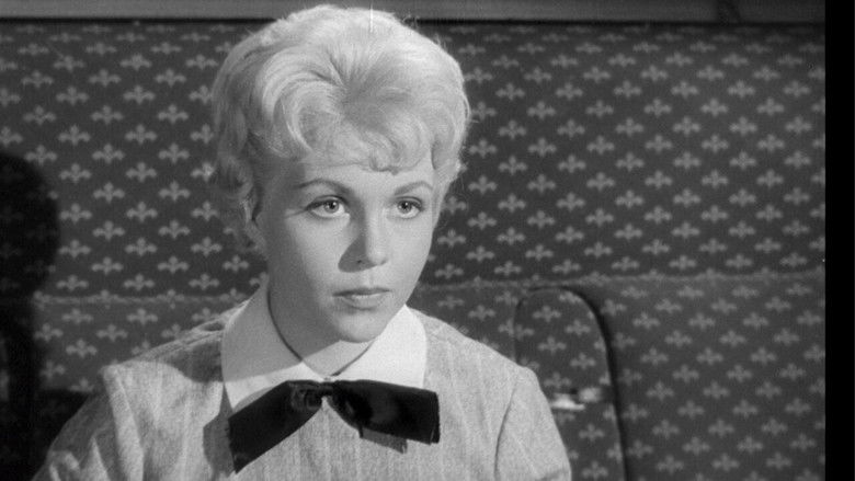 кадр из фильма 6.5 Special