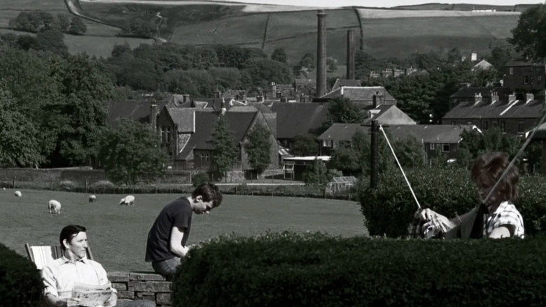 кадр из фильма Resurrected