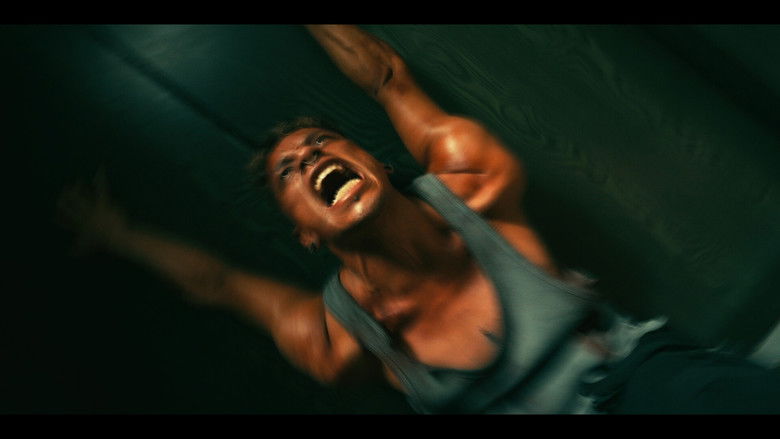 кадр из фильма Las paredes del horror