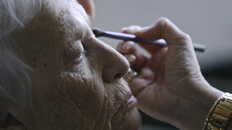 кадр из фильма Конкурсантка