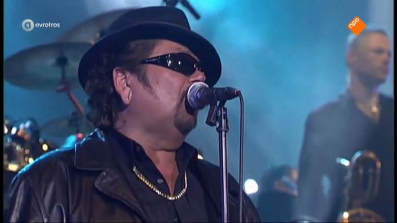 кадр из фильма André Hazes: Live in de Amsterdam Arena