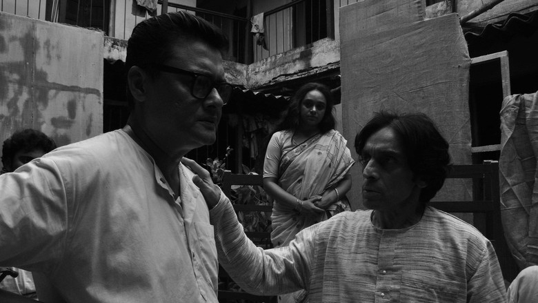 кадр из фильма Звезда, окутанная облаками