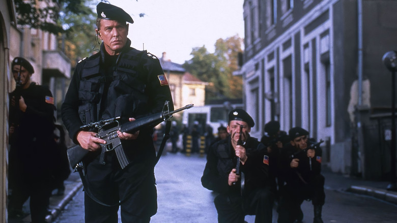 кадр из фильма Diplomatic Siege