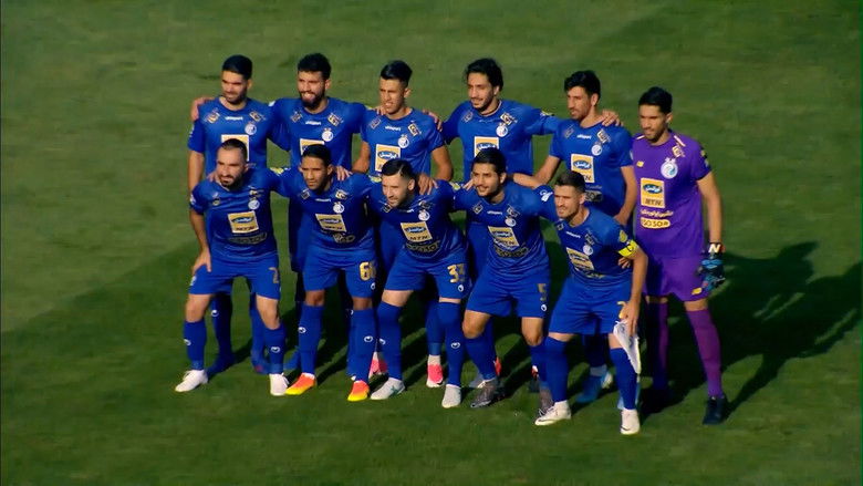 кадр из фильма آبی به رنگ آسمان